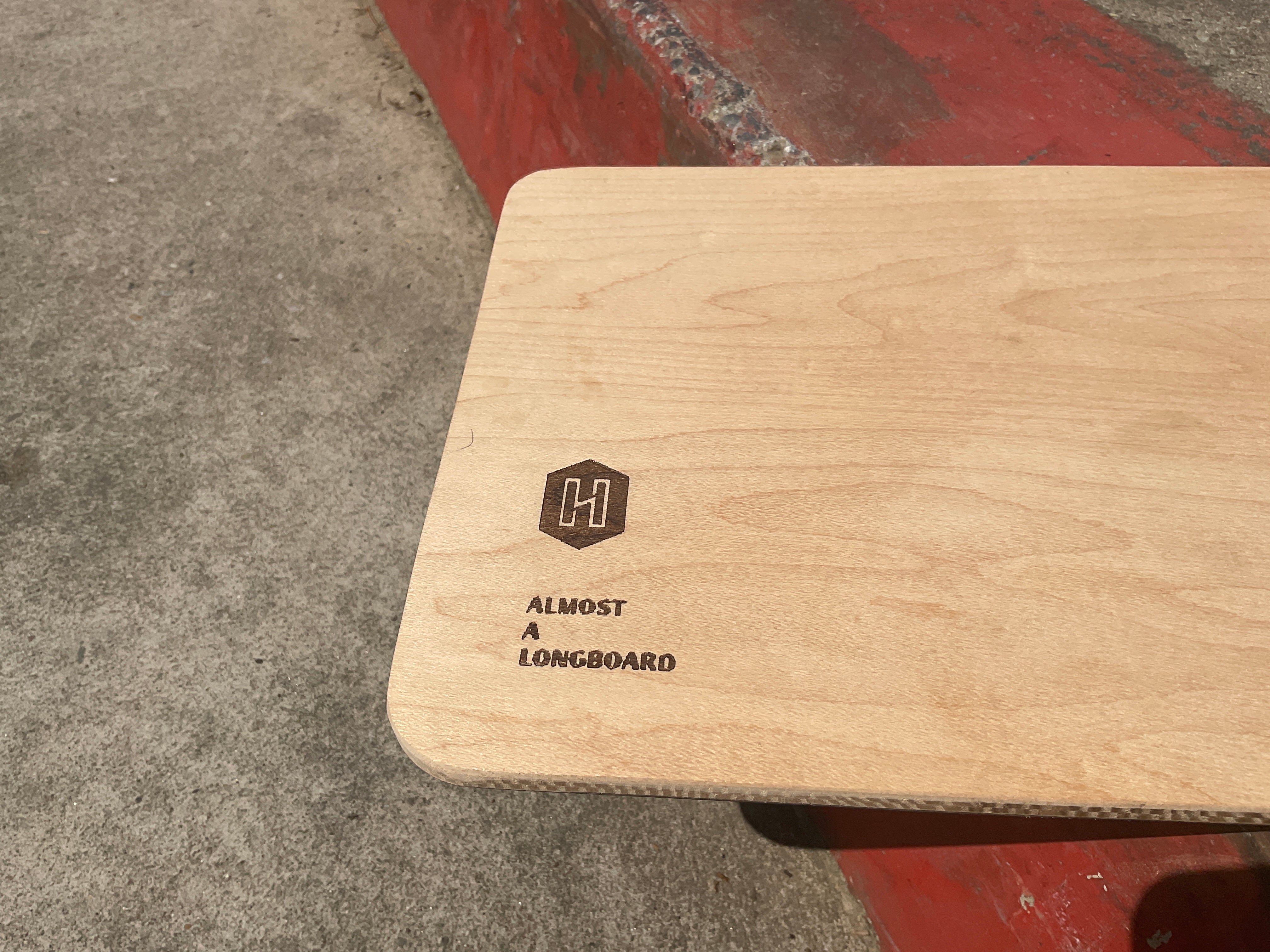 Hackbrett Schneidebrettchen Esche / Almost a Longboard