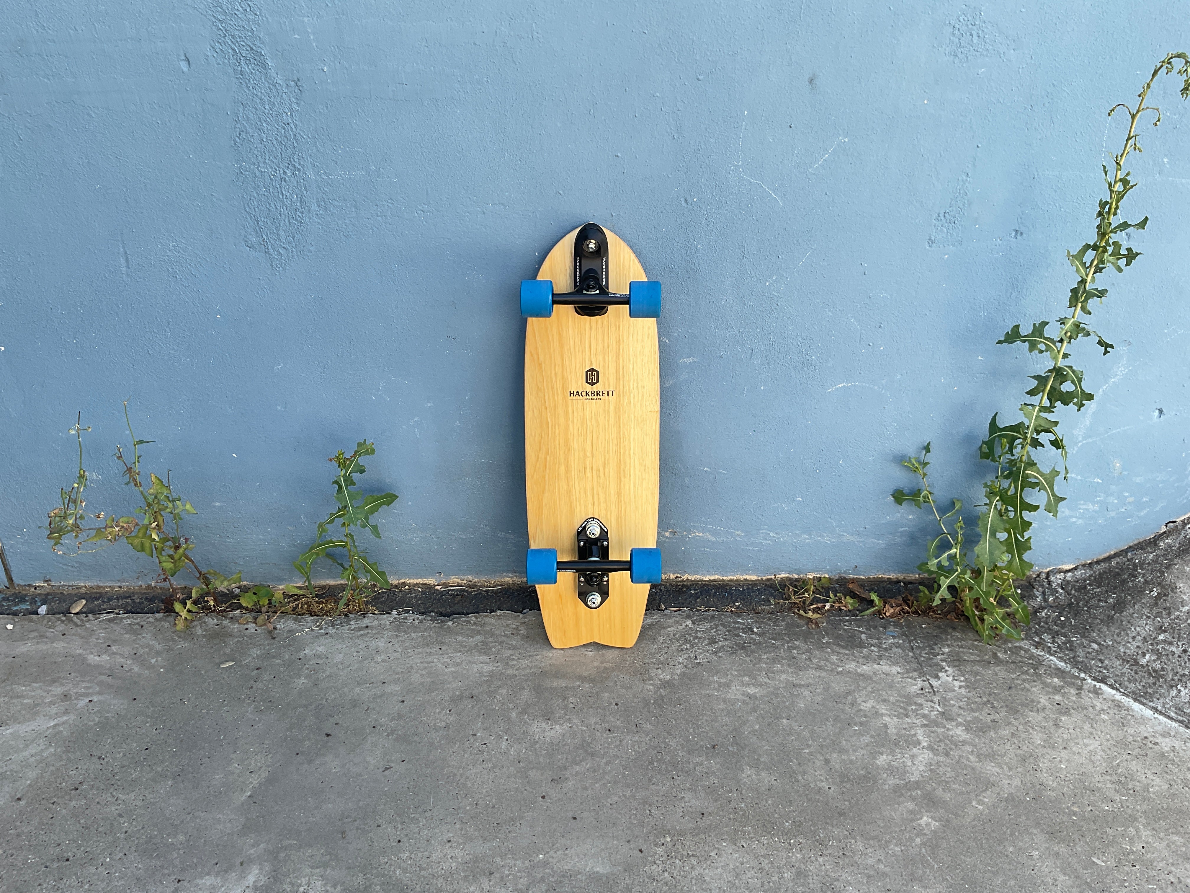 Hackbrett Surfskate 30.9“ Eiche hell Komplettbrett mit Waterborne Achsen