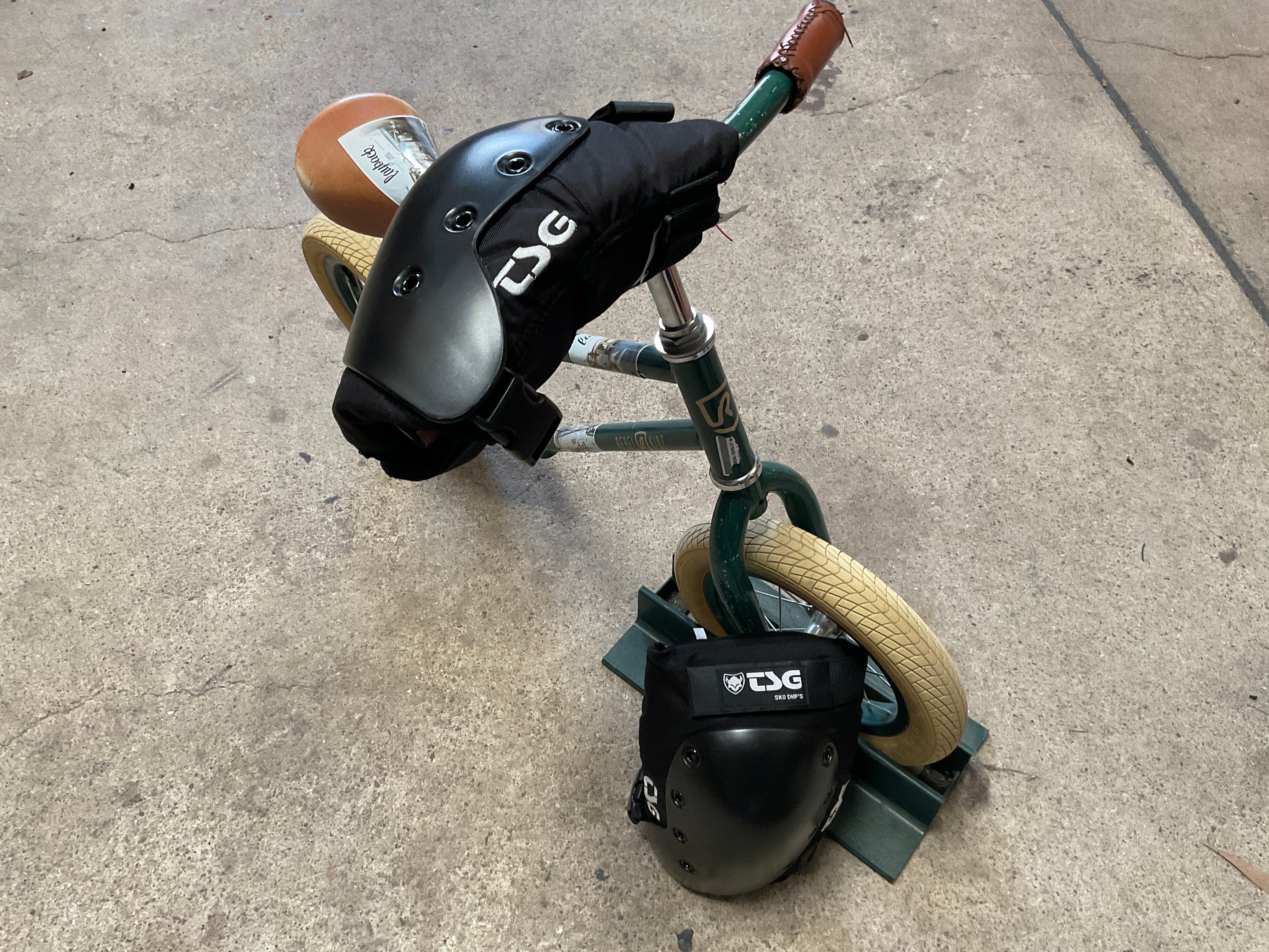 TSG Kneepads Sk8 DHP´s Größe M