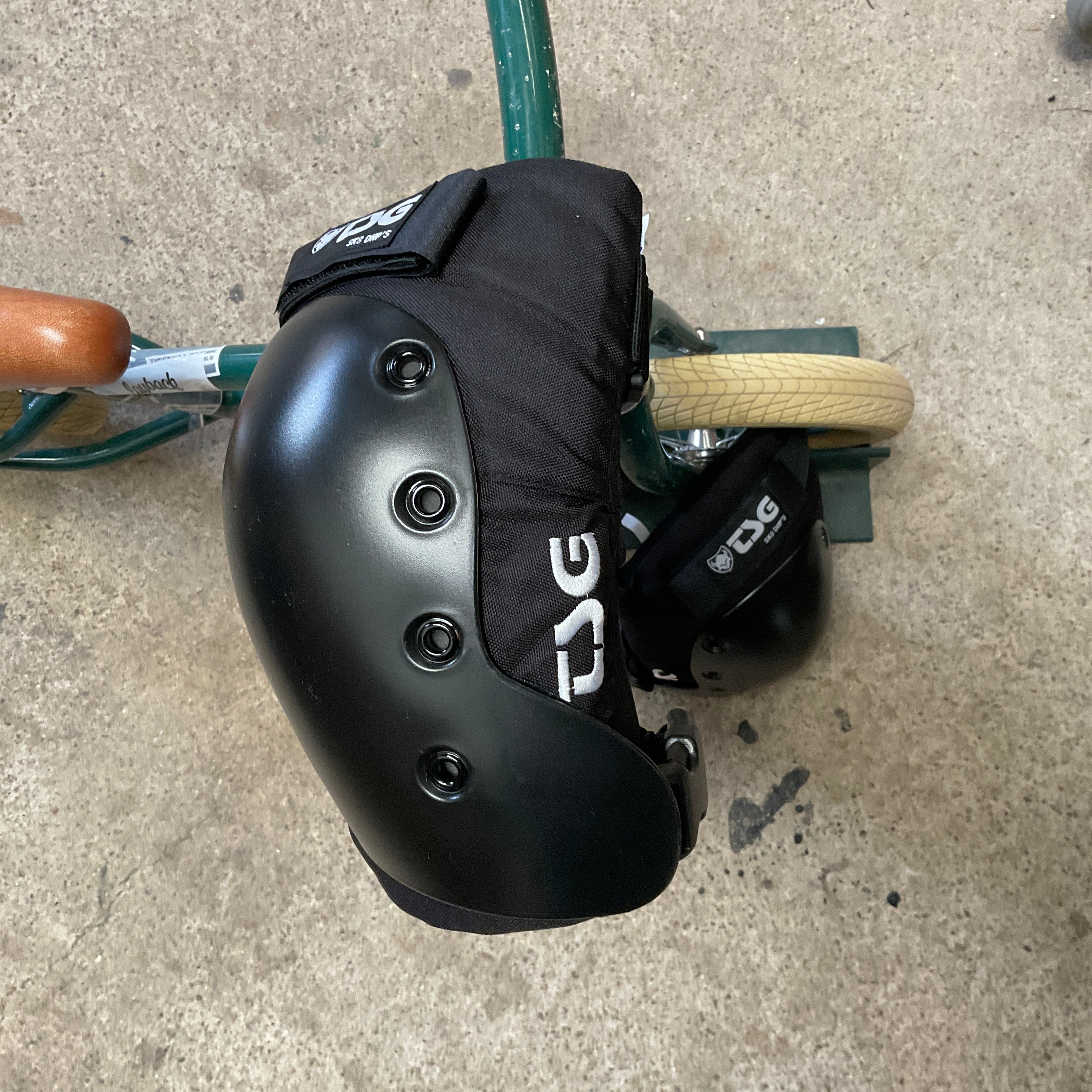 TSG Kneepads Sk8 DHP´s Größe M