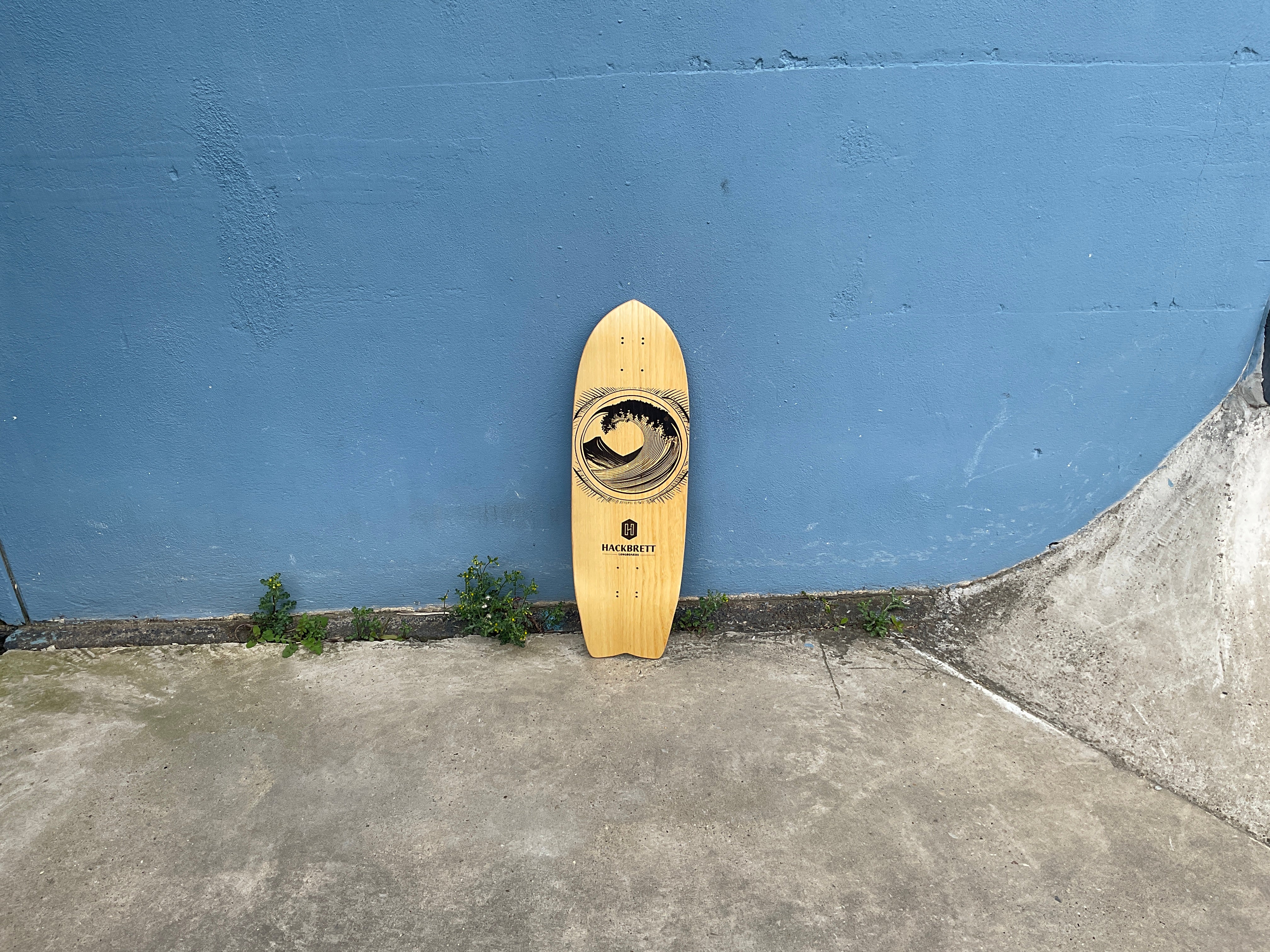 Hackbrett Surfskate 30.9“ Eiche hell / Wellenberge