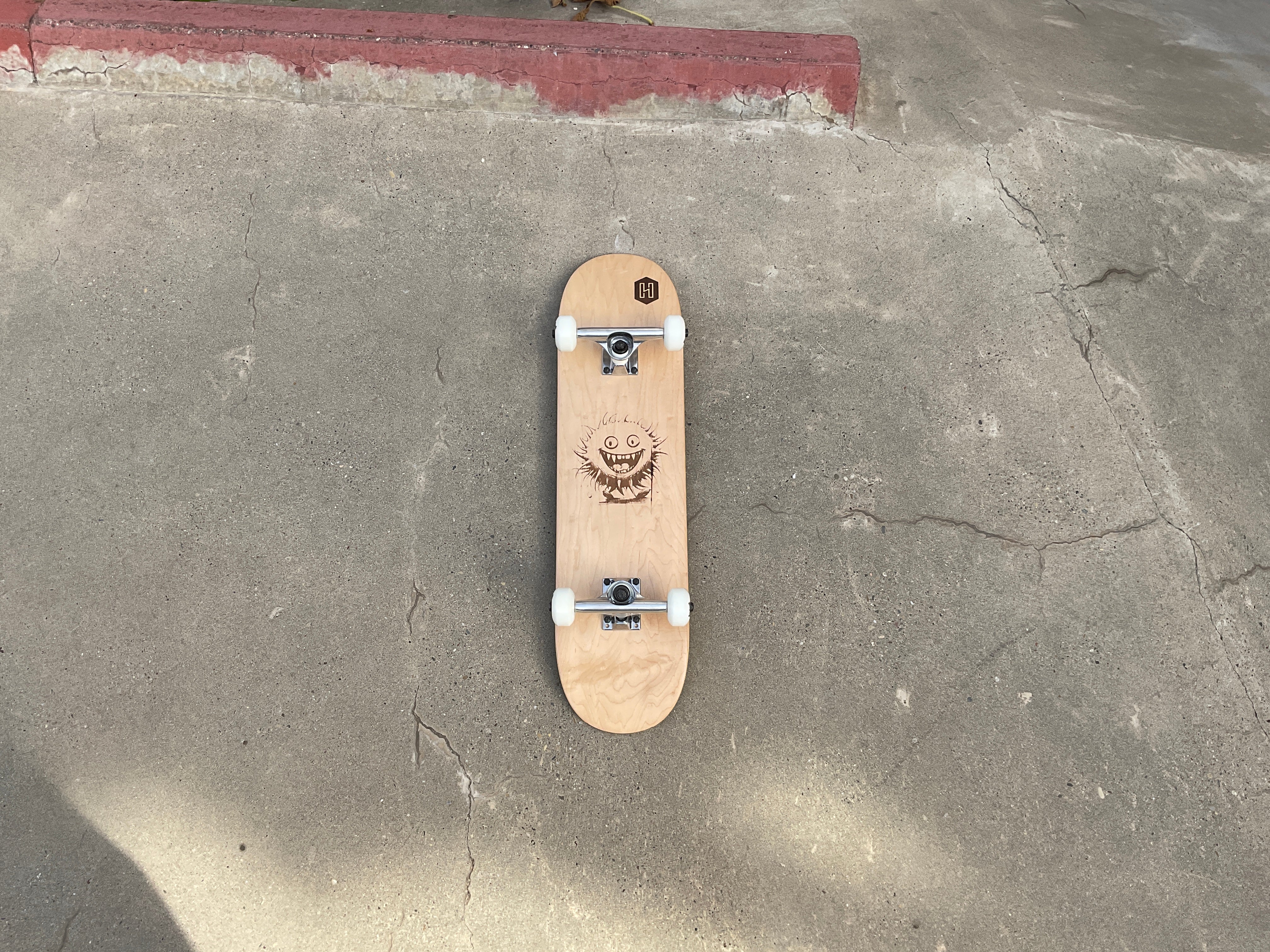 Hackbrett "Almas Keule" Ahorn V2 / Koronamonster Komplettbrett