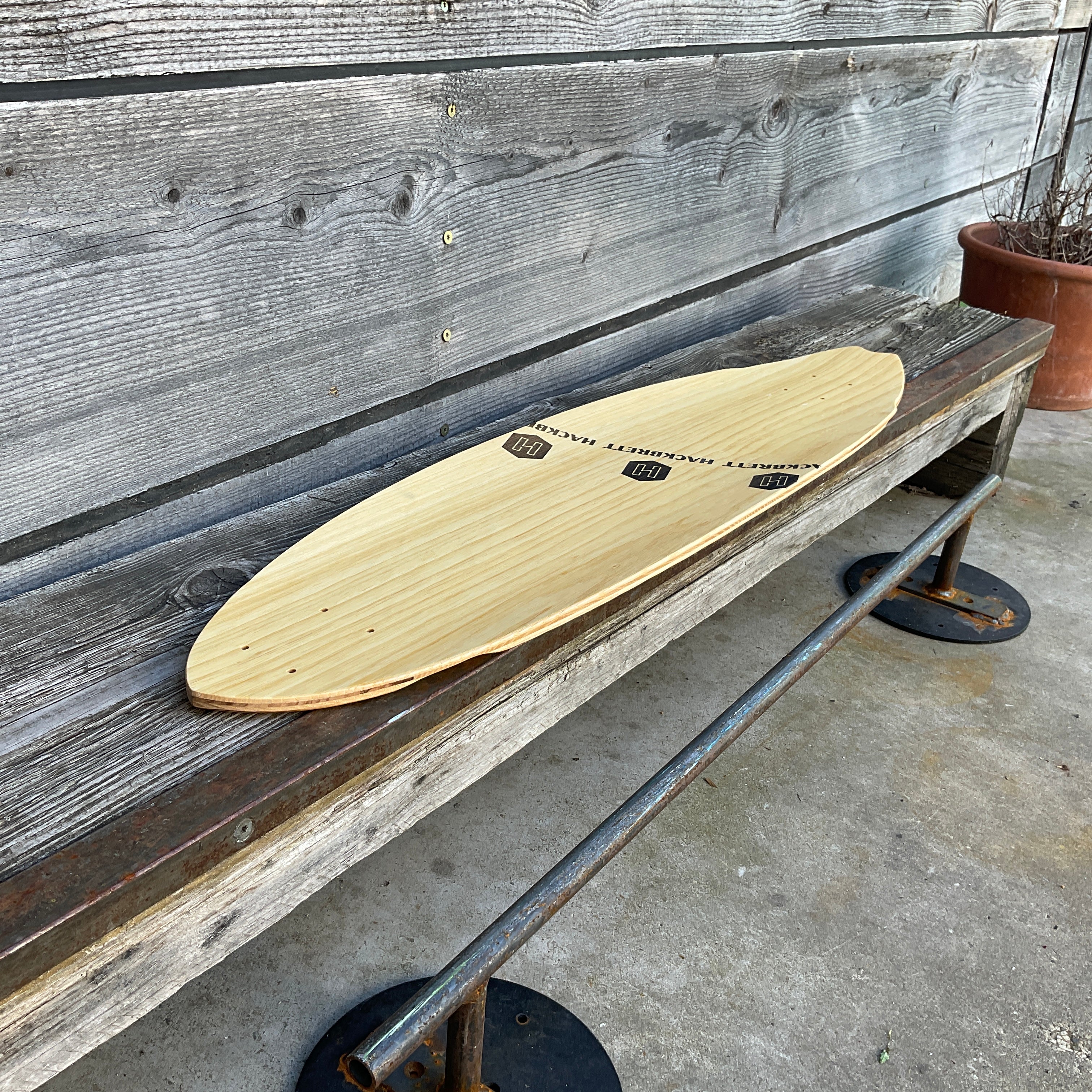 Hackbrett Luft Esche / Eiche hell / Surf Van
