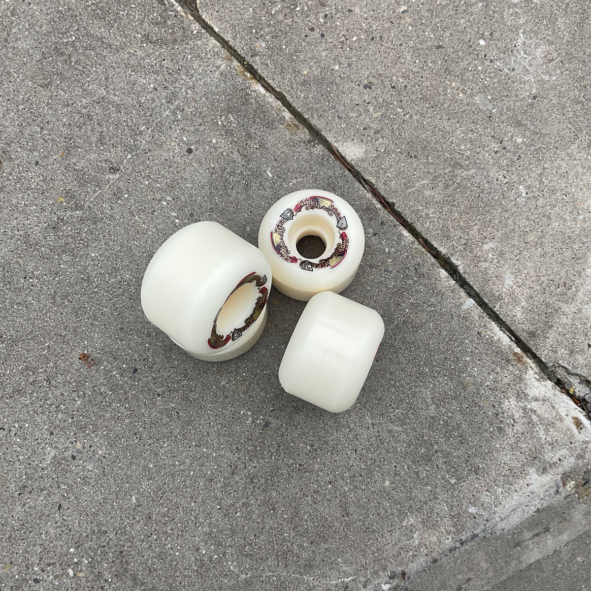 Powell-Peralta Dragons 93a A2 Symmetrical Wide ride 54mm weiß