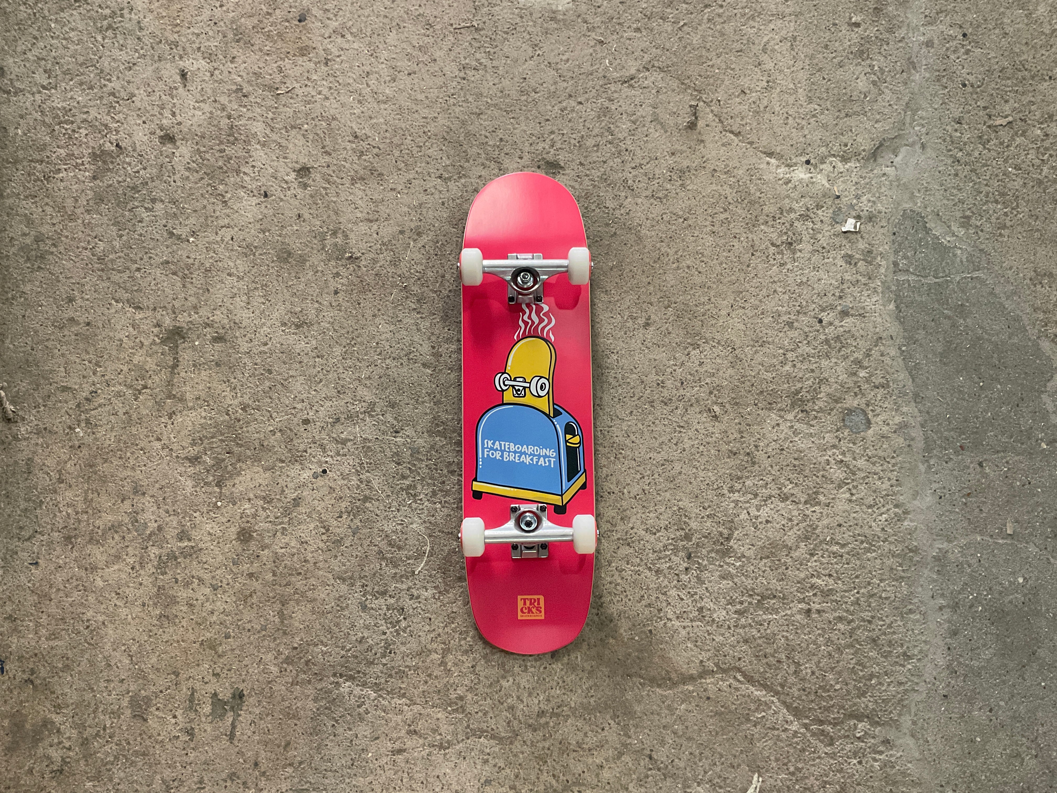 Tricks Breakfast 7.5"x28.3" Komplettbrett für Kinder