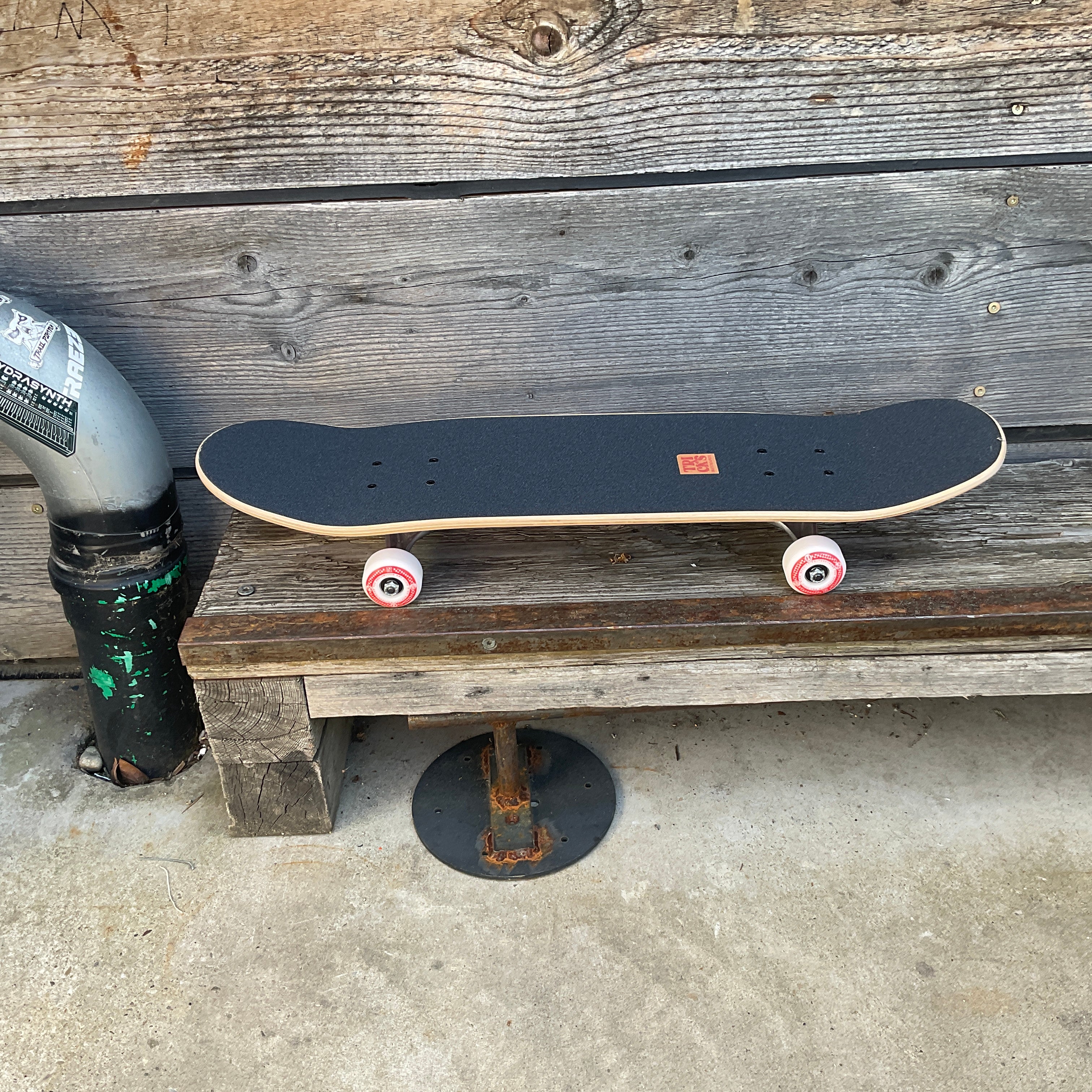Tricks Breakfast 7.5"x28.3" Komplettbrett für Kinder