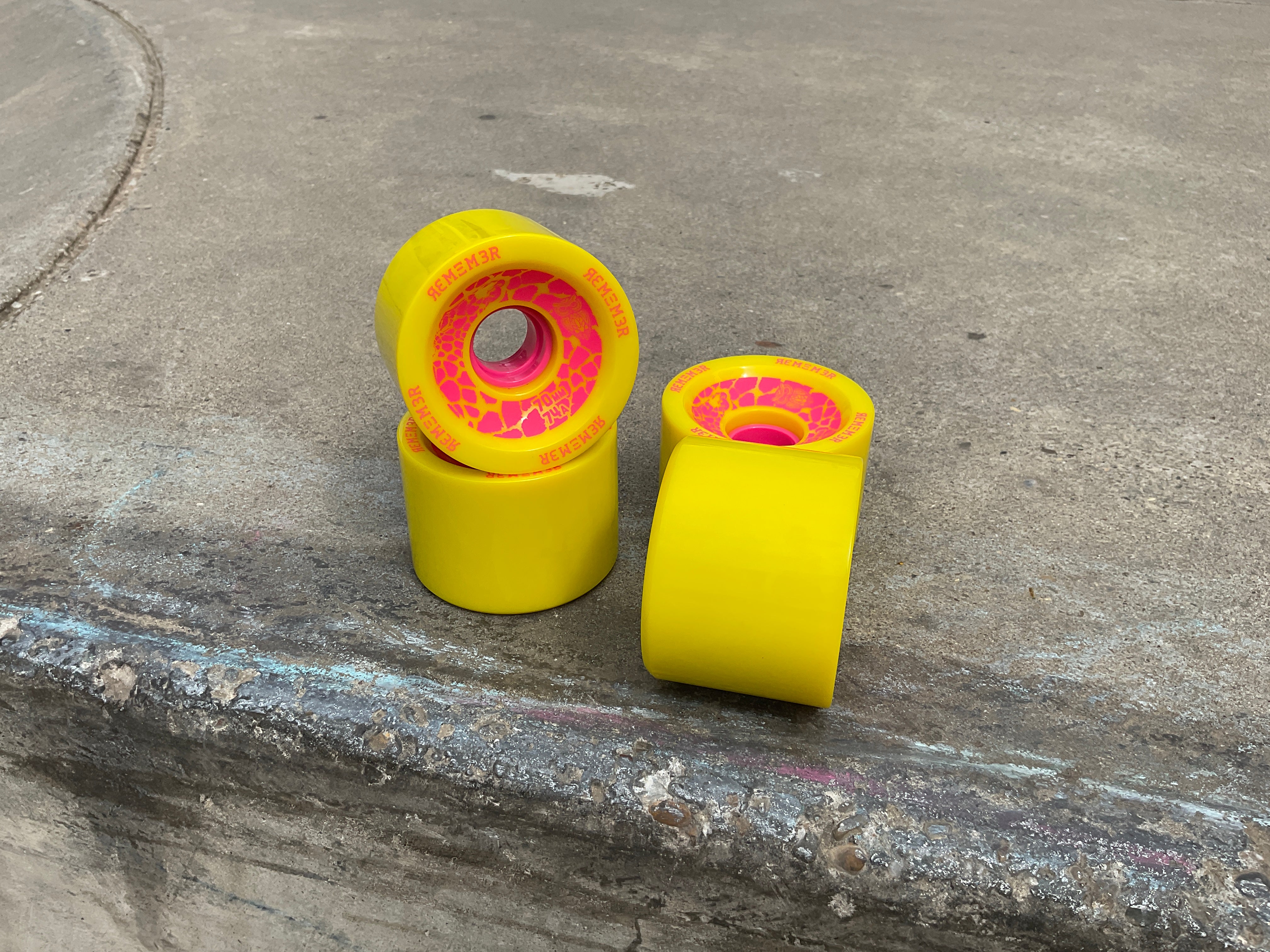 Remember Collective Savannah Slamma Wheels 70mm Yellow 74a