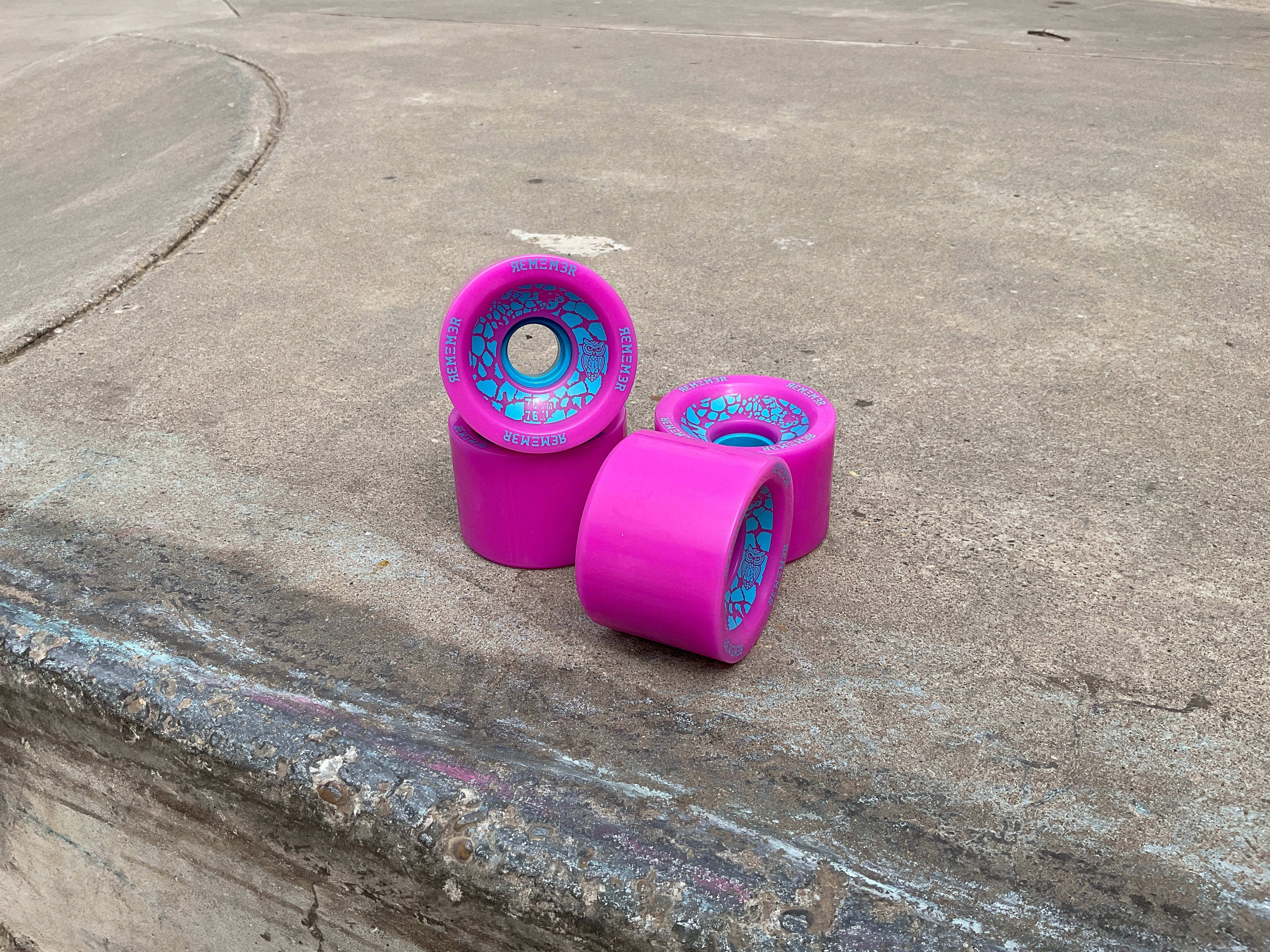 Remember Collective Savannah Slamma Wheels 70mm Pink 76a