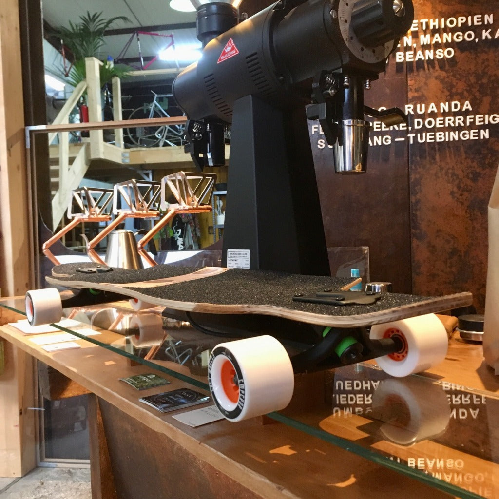 Hackbrett Dreisam Waldapfel – Komplettbrett layback-skateshop.myshopify.com Longboard Skateboard