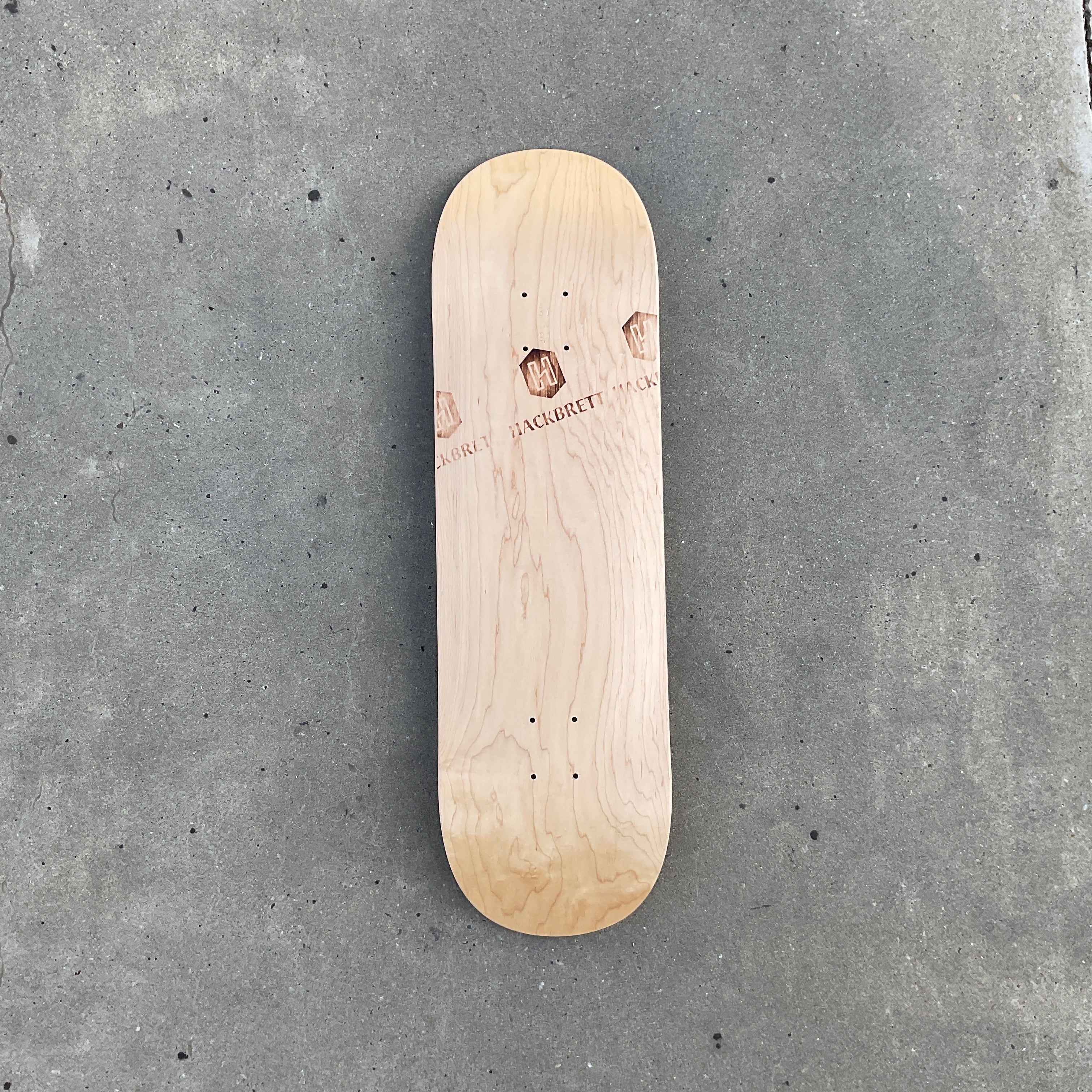 Hackbrett Street Ahorn V2