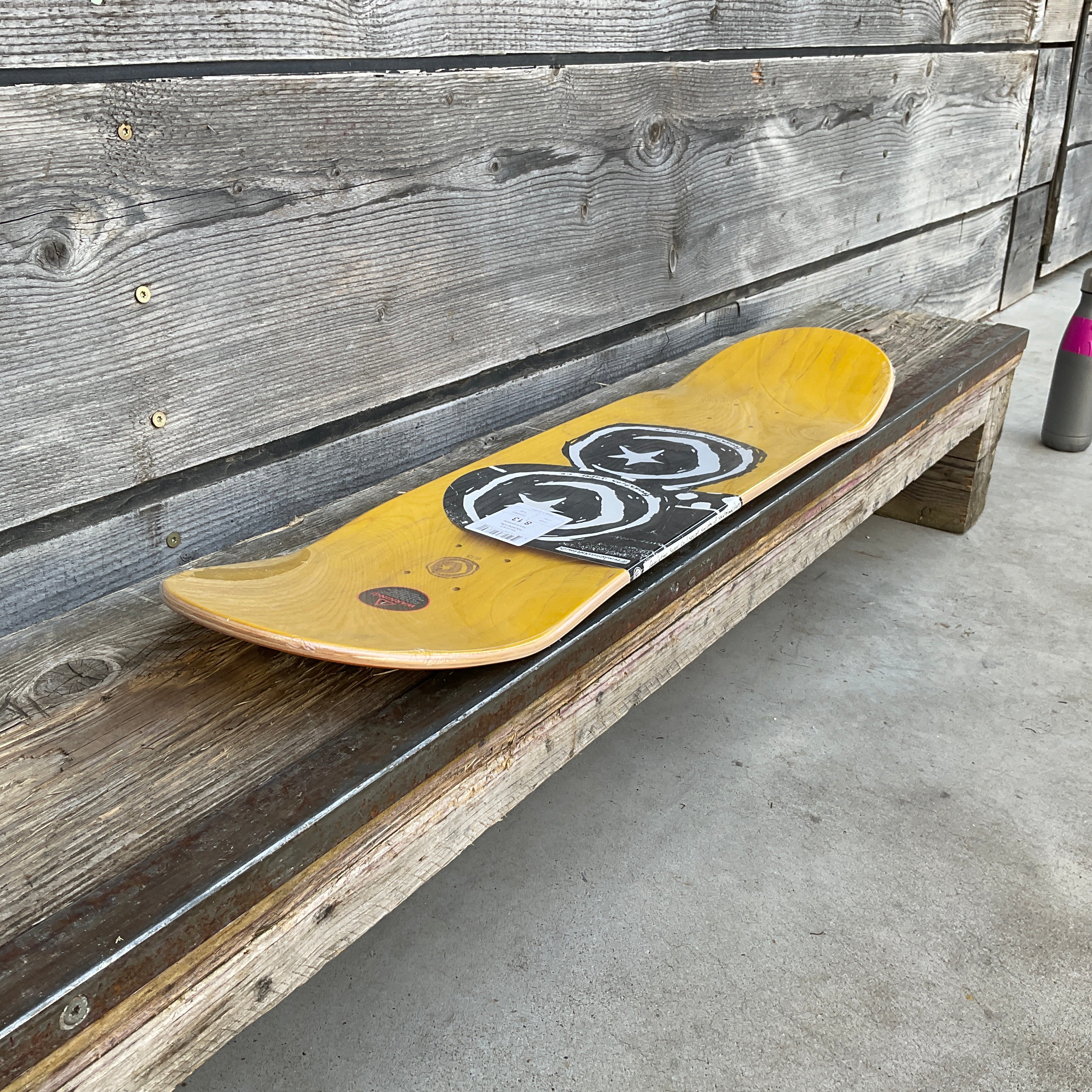 Foundation Dragon white 8.13" x 31.95"