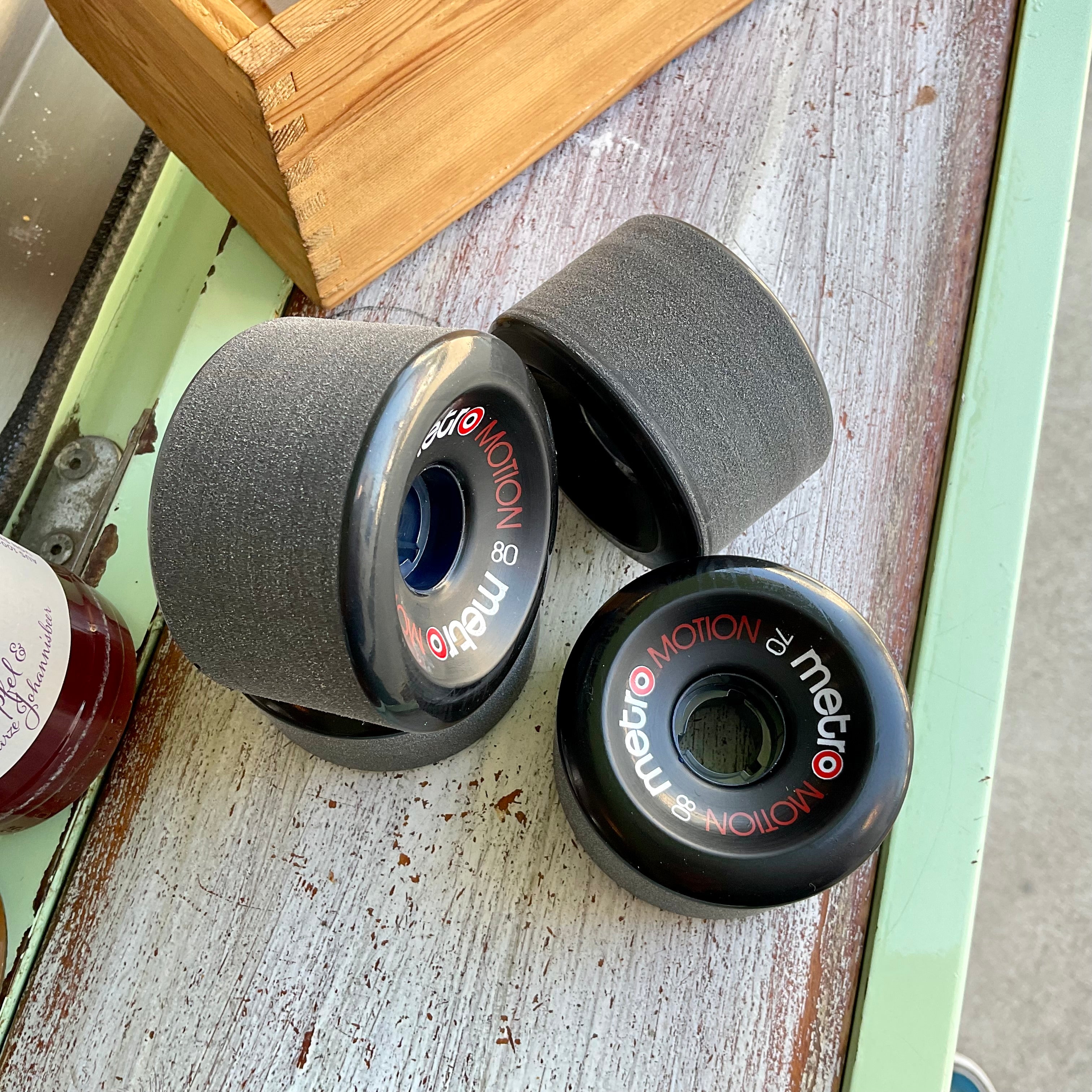 Metro Motion 70mm 80a black