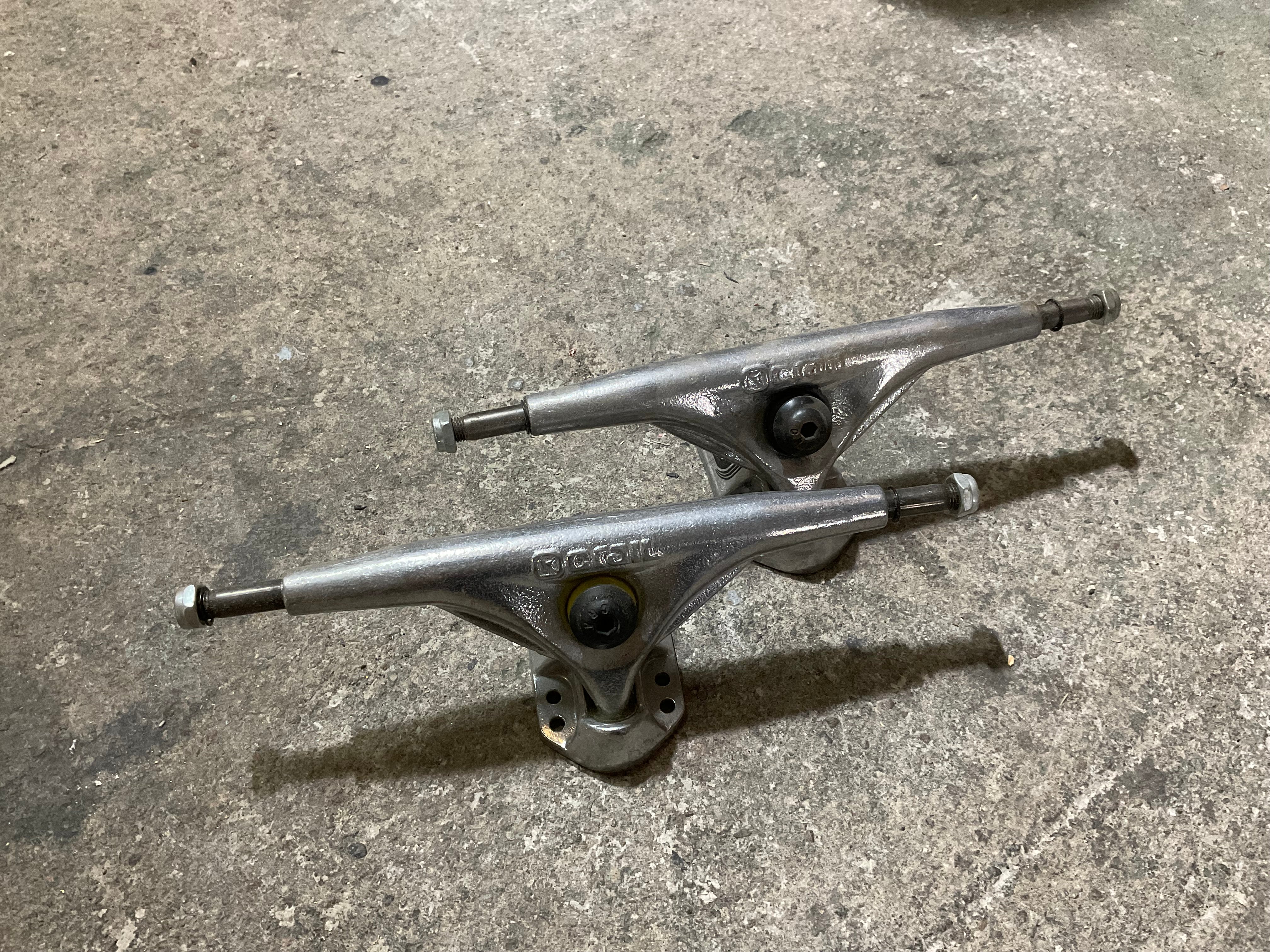 Crail Speed Silver 200mm – Paar layback-skateshop.myshopify.com Longboard Skateboard